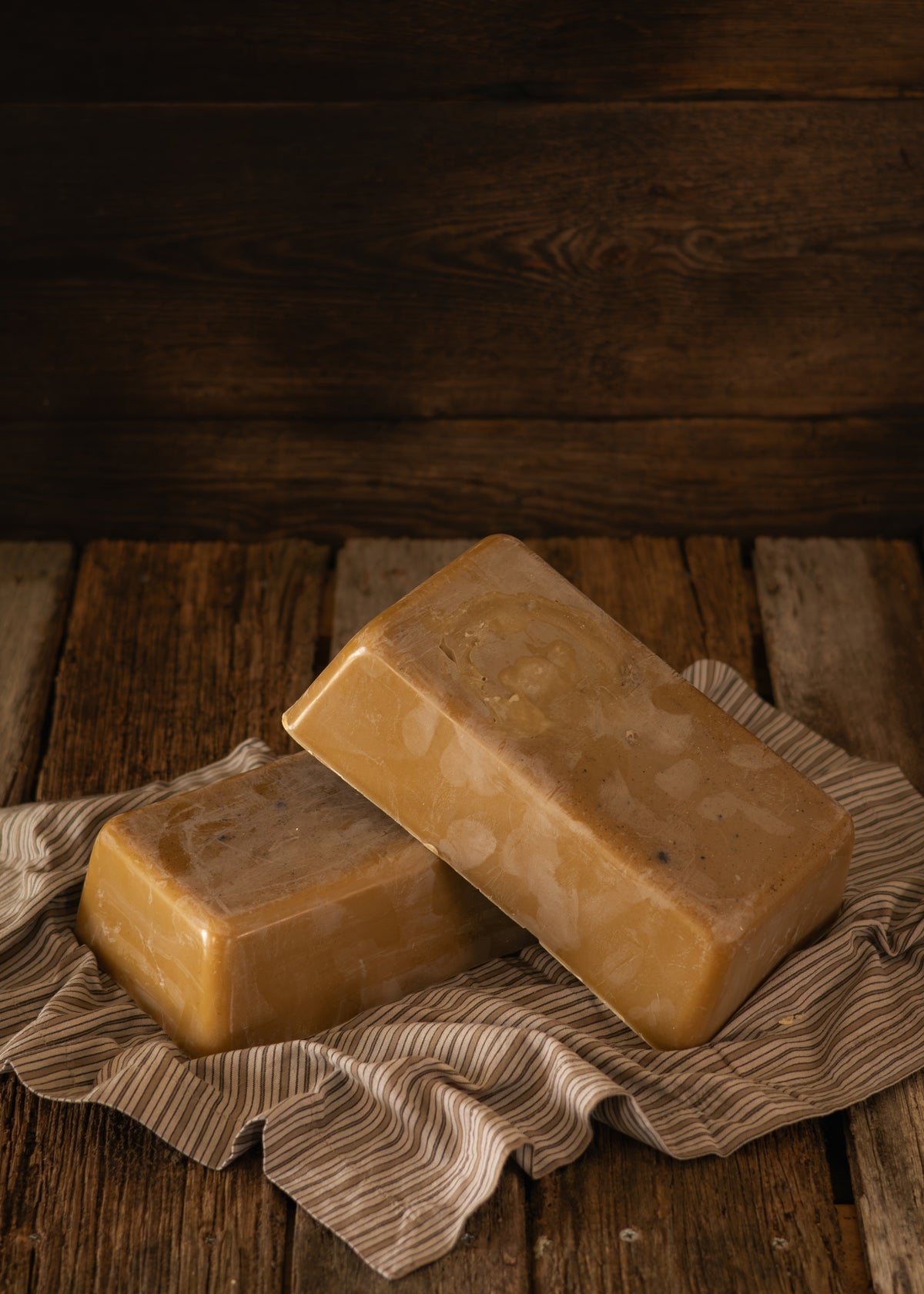 UNFILTERED | PURE TASMANIAN BEESWAX