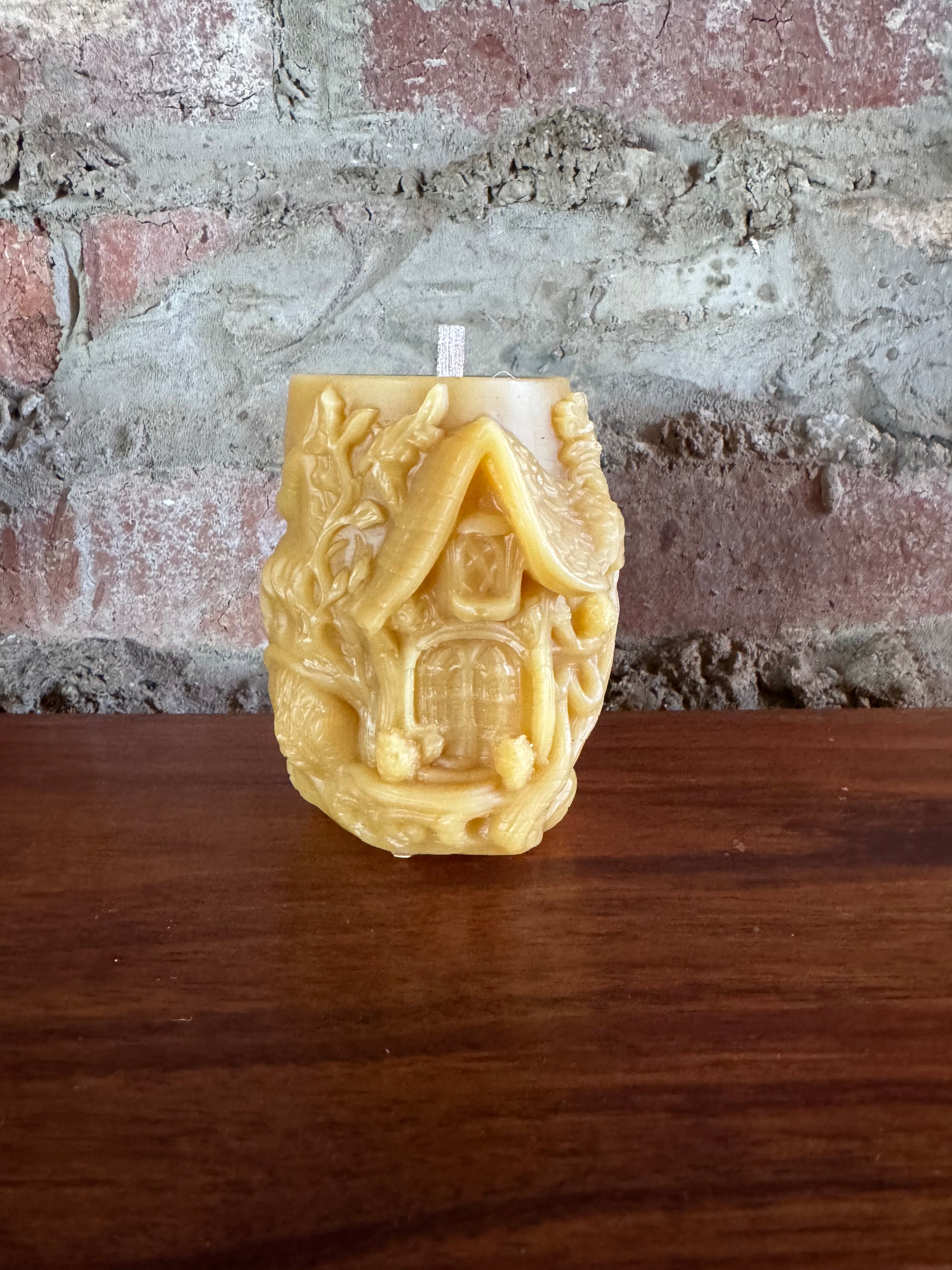 FAIRY HOUSE II | TASMANIAN BEESWAX CANDLE