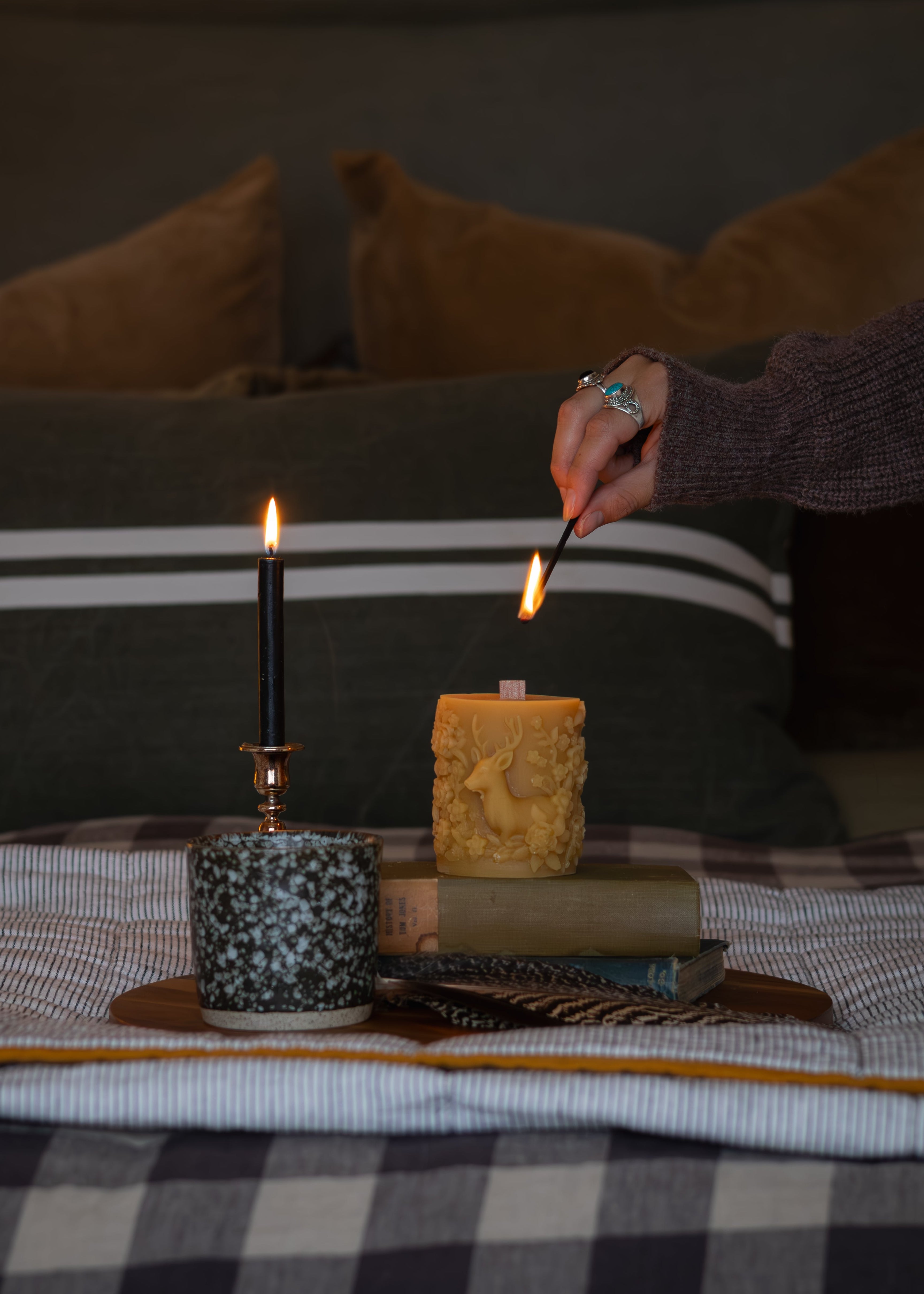 DEER IN THE FLOWERS | TASMANIAN BEESWAX CANDLE
