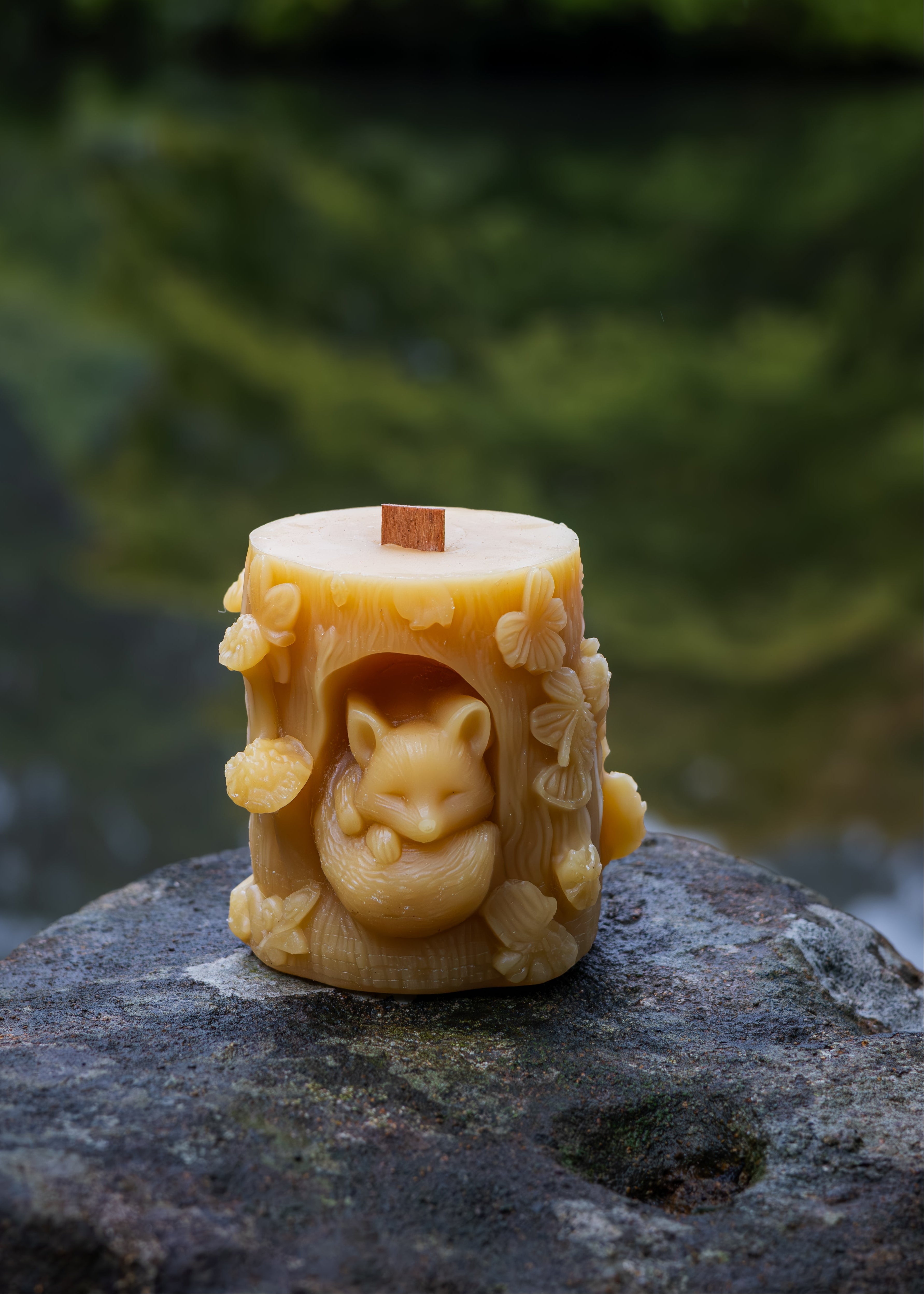 FOX | TASMANIAN BEESWAX CANDLE