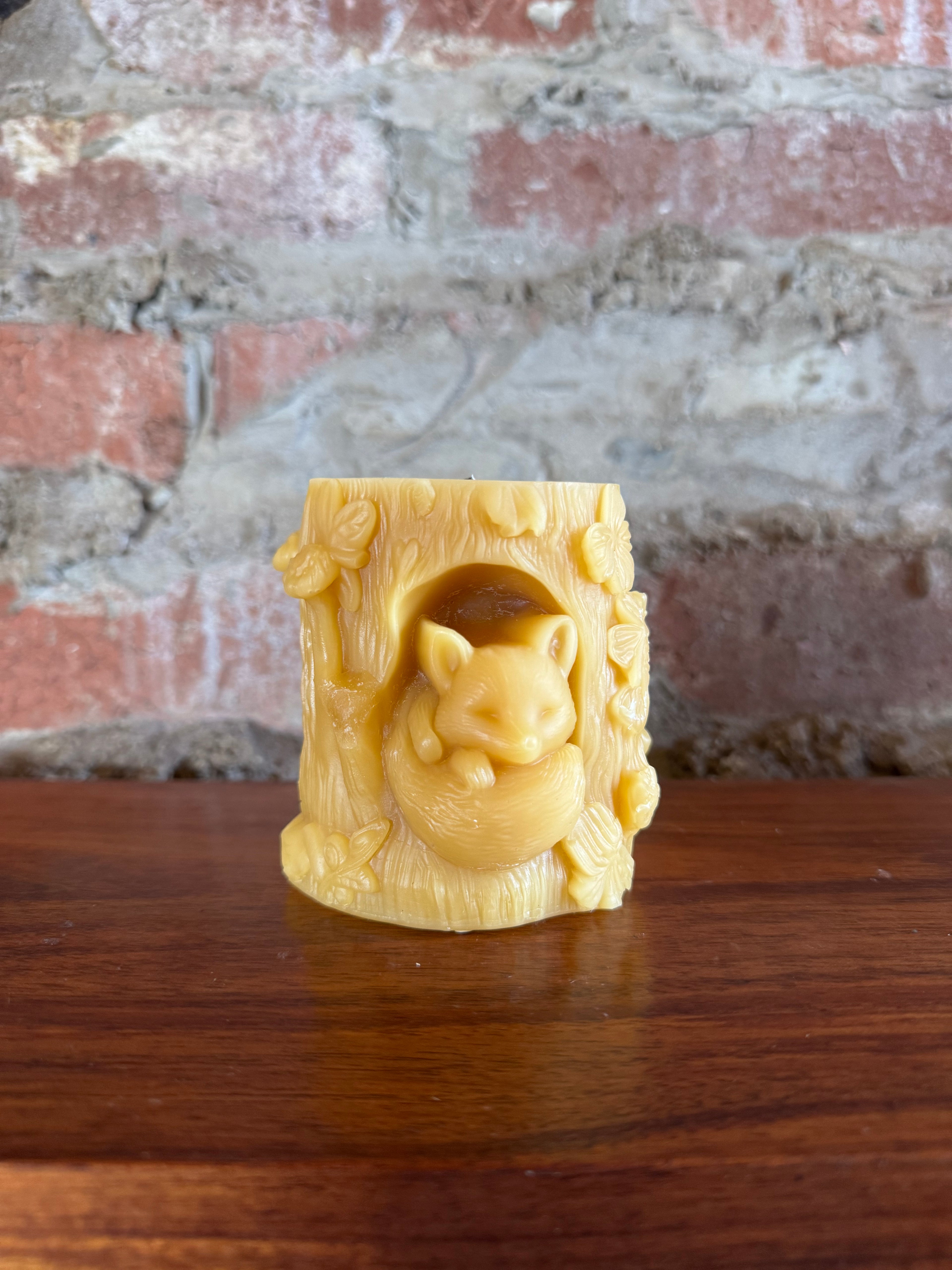 FOX | TASMANIAN BEESWAX CANDLE